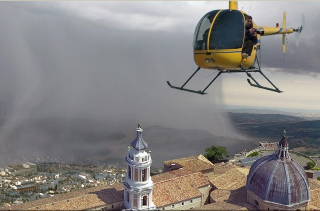  Servicios de helicópteros 